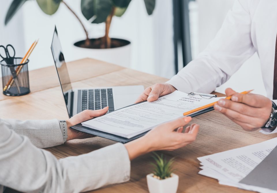 What To Say To An Insurance Claims Adjuster After an Accident