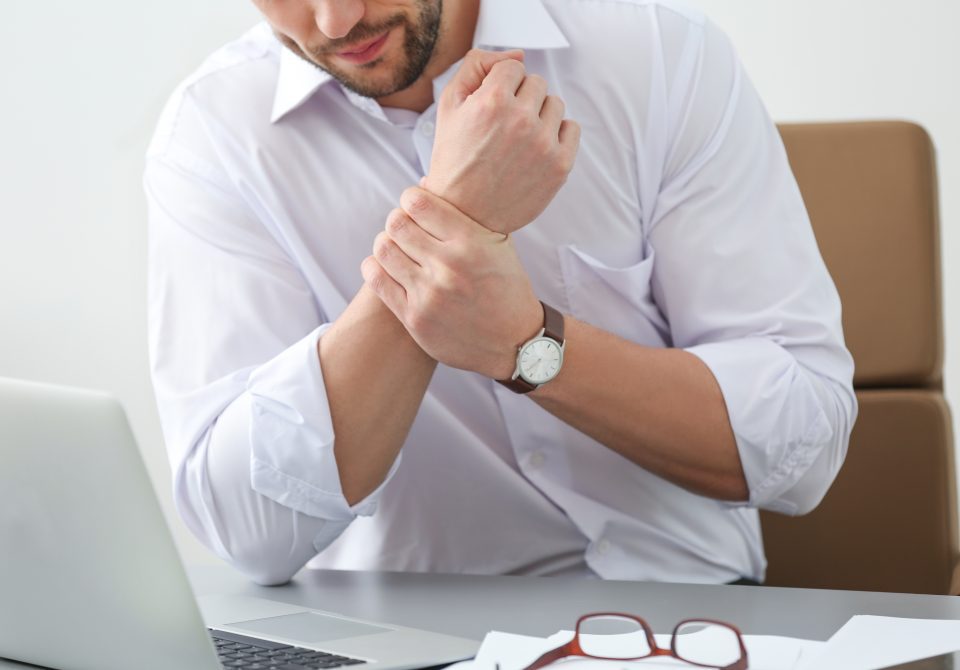What Can I Do if I Re-Injure an Old Injury at Work?