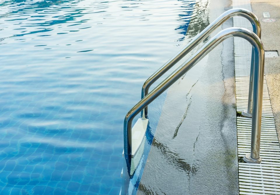 Mesa, AZ – Two-Year-Old Hospitalized After Near-Drowning on Gilbert Rd