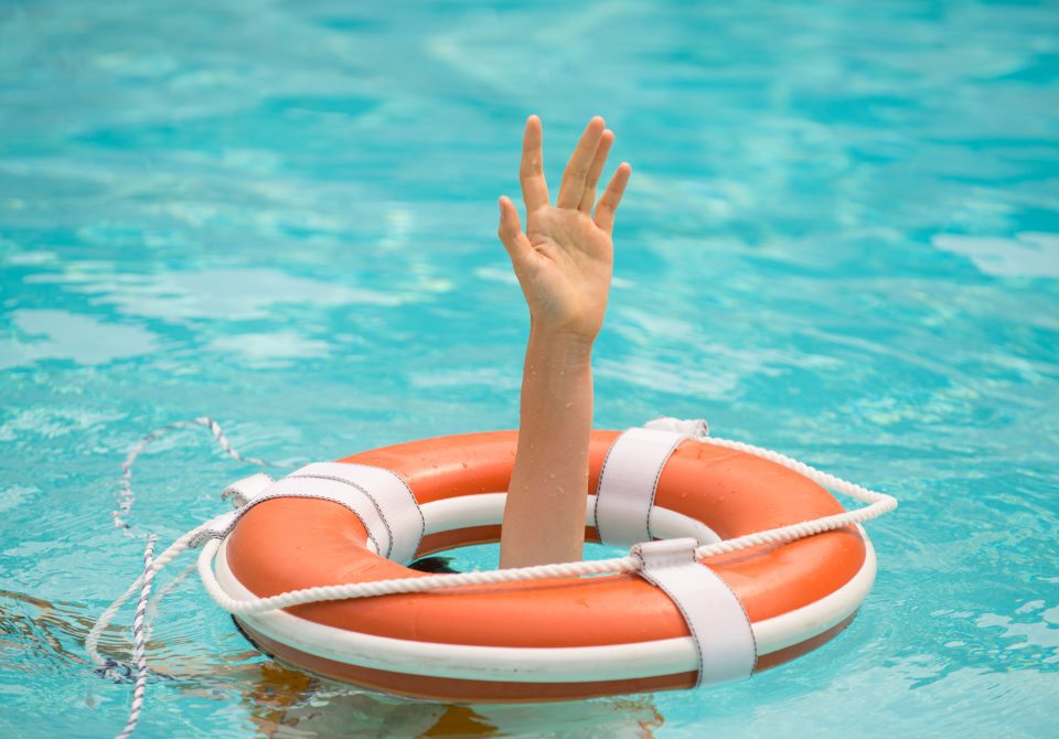 Phoenix, AZ – Teen in Critical Condition After Near-Drowning at Apartment Pool at 27th Ave and Grover Ave