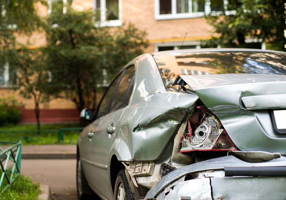 Phoenix, AZ – Man Loses Life in Crash on 27th Ave at Deer Valley Rd