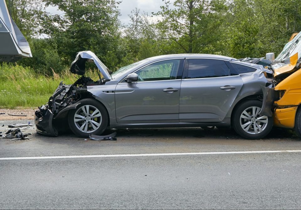 Phoenix, AZ – Three Injured, One Critical in Multi-Car Crash at 24th St and Southern Ave