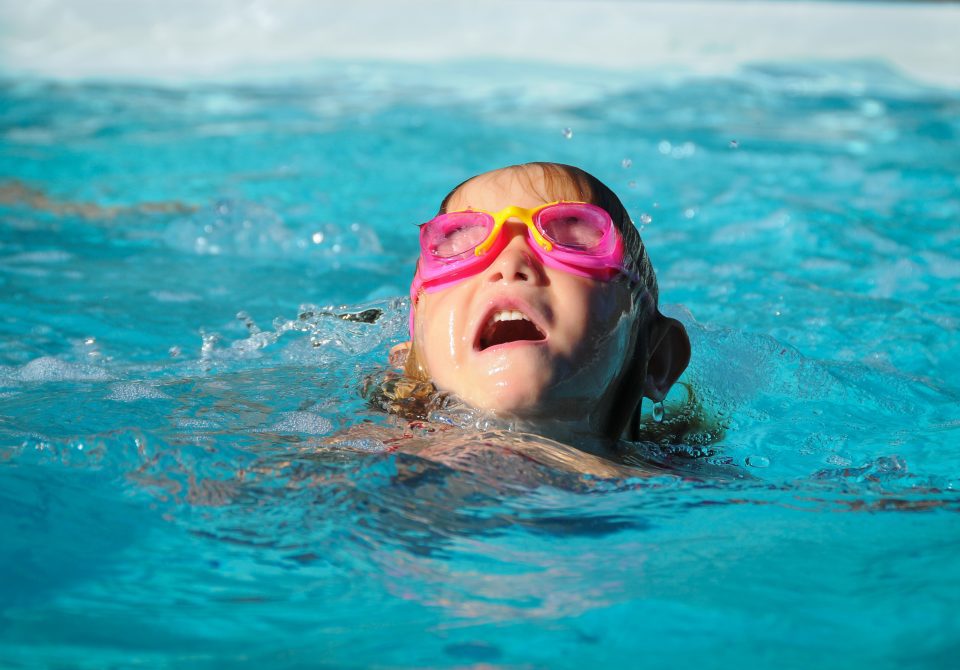 Phoenix, AZ – 16-Month-Old Dies After Pool Accident at 51st Ave and Bell Rd