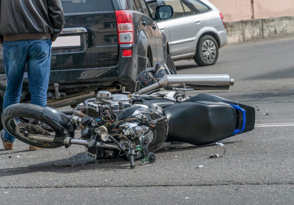 Phoenix, AZ – Motorcycle Crash with Injuries Reported on Reems Rd near W Waddell Rd