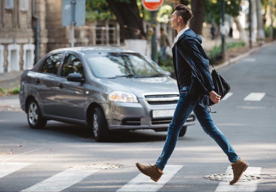 Scottsdale, AZ – Pedestrian Fatally Struck by Driver at Via Linda Rd and Mountain View Rd