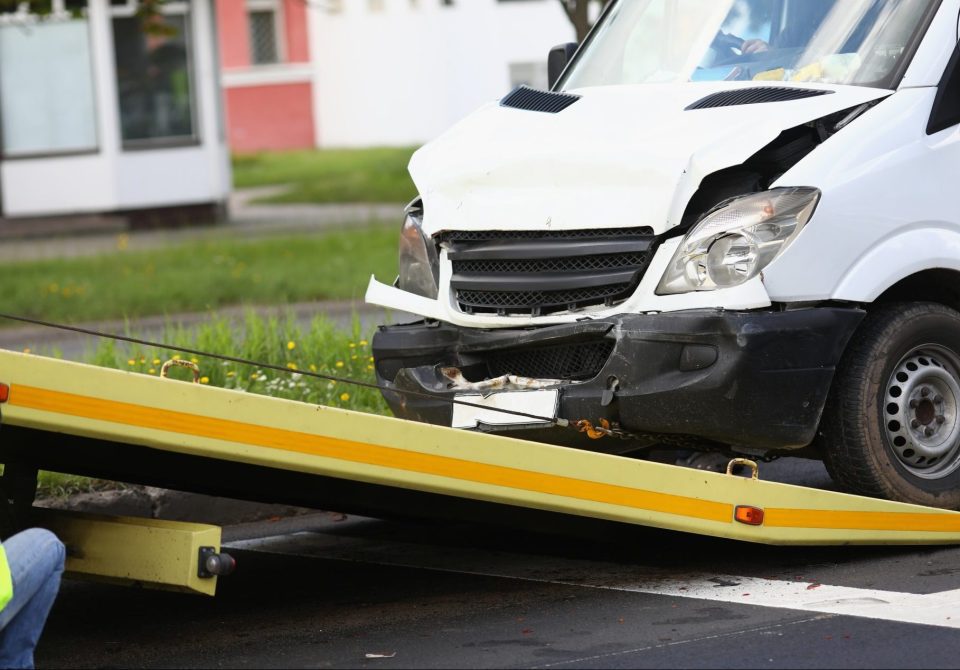 Gilbert, AZ – Three Children, Two Drivers Injured When School Bus and Van Collide on Higley Rd