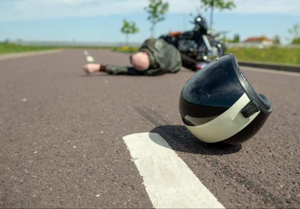 Phoenix, AZ – Gavino Munoz Dies in Three-Vehicle Collision on Dobbins Rd